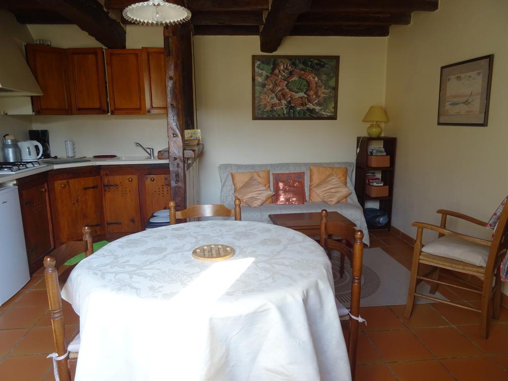 La Maison Des Cornieres Fourcès Zewnętrze zdjęcie